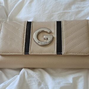 💖Guess Tan Wallet with Black Details